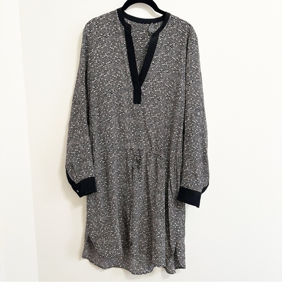 Vince Tunic Monochrome Long Sleeve Dress Size Small - Picture 3 of 11